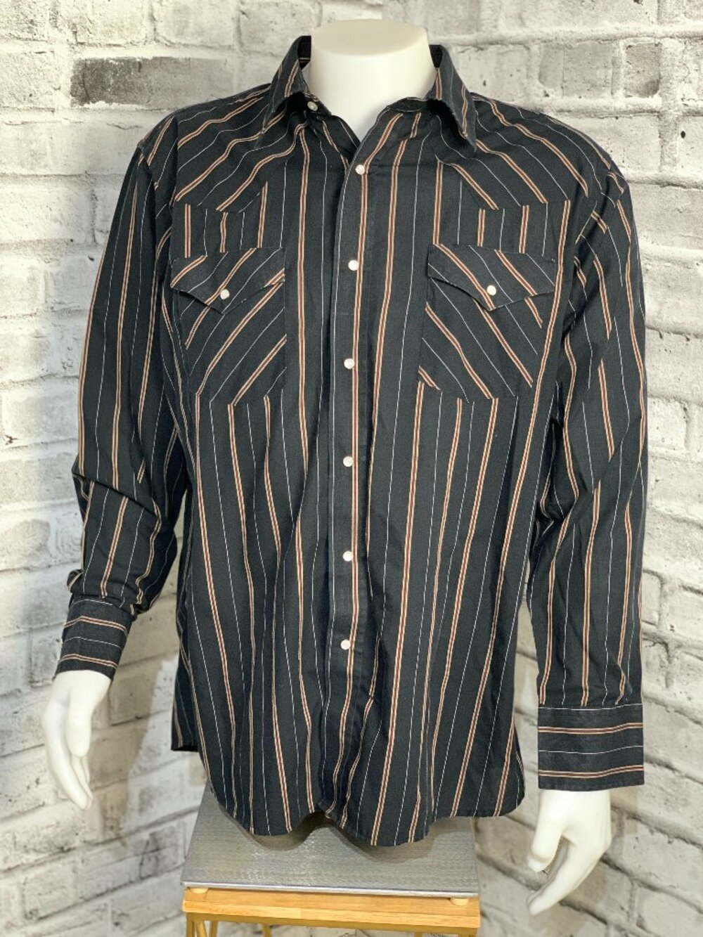 Vintage Pearl Snap Western Shirt Men XL Black Brown Striped Country Rodeo Cowboy